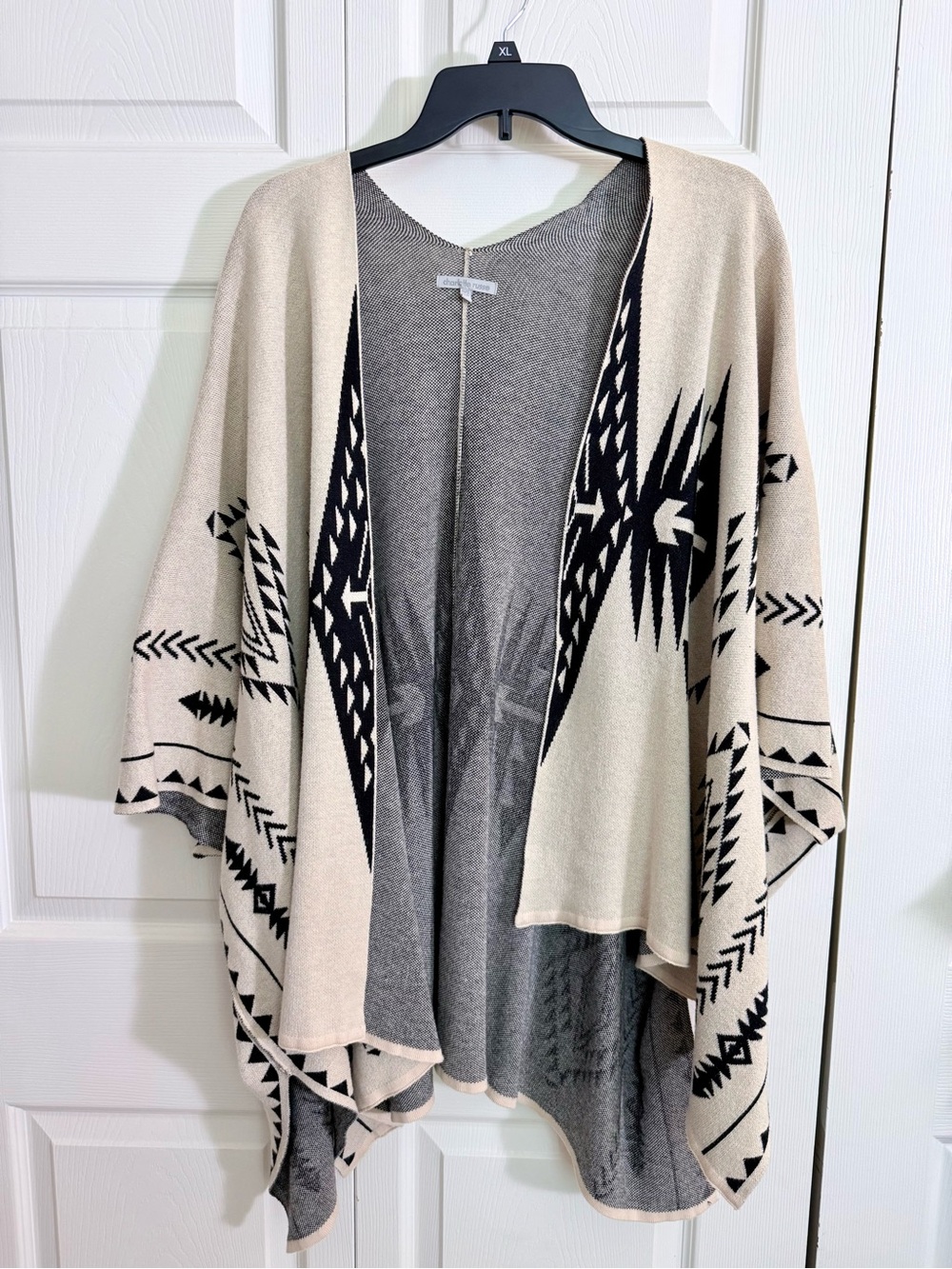 Charlotte Russe Beige and Black Aztec Open-Front Poncho
